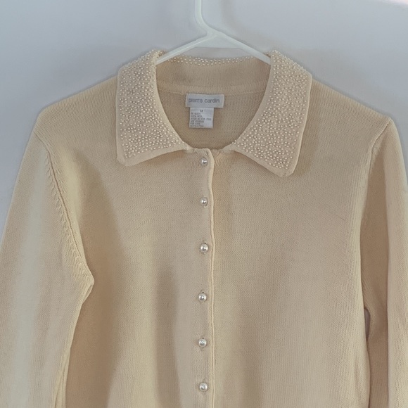 Pierre Cardin beige ivory wool cardigan with pearl buttons, collar and cuffs - Picture 2 of 8